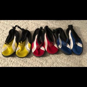 3 pairs of water shoes